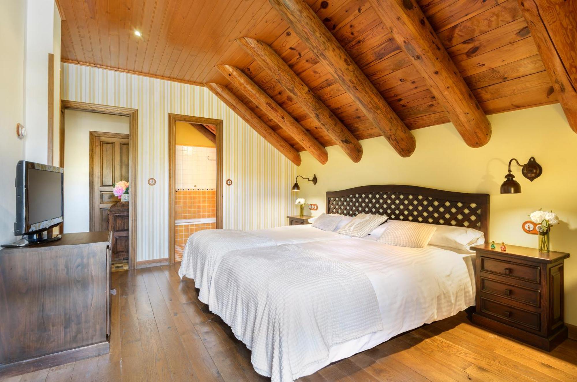Hotel Rural El Mirador De Los Pirineos Santa Cruz de la Serós Εξωτερικό φωτογραφία