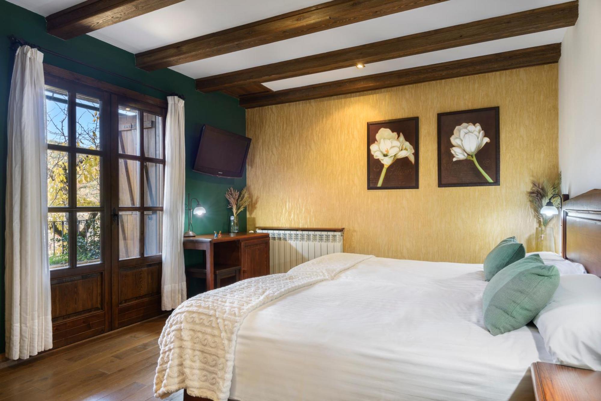 Hotel Rural El Mirador De Los Pirineos Santa Cruz de la Serós Εξωτερικό φωτογραφία