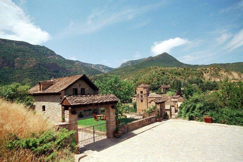 Hotel Rural El Mirador De Los Pirineos Santa Cruz de la Serós Εξωτερικό φωτογραφία